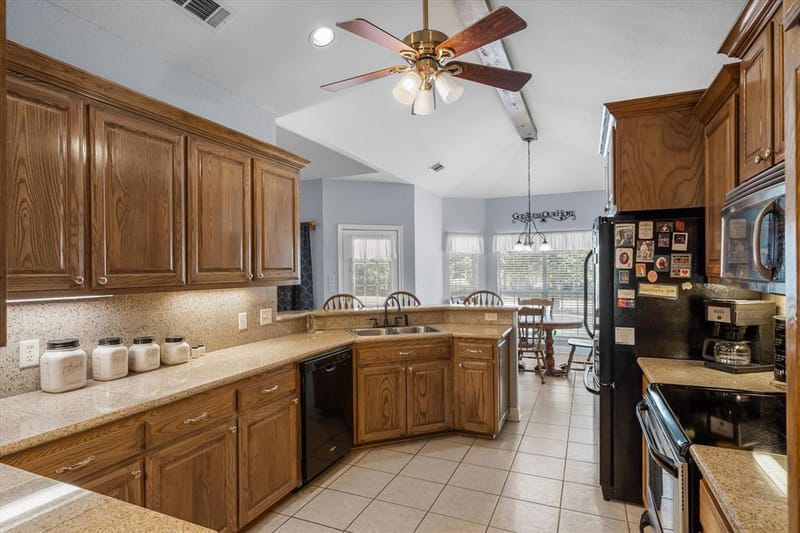201 Vz County Road 4136, Canton TX 75103 - Photo 16