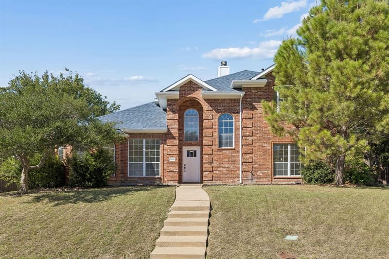 1961 Random Oaks Drive, Rockwall TX 75087