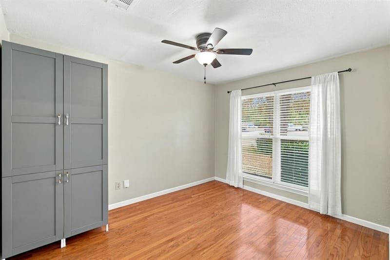 200 Lansford Drive, Benbrook TX 76126 - Photo 26