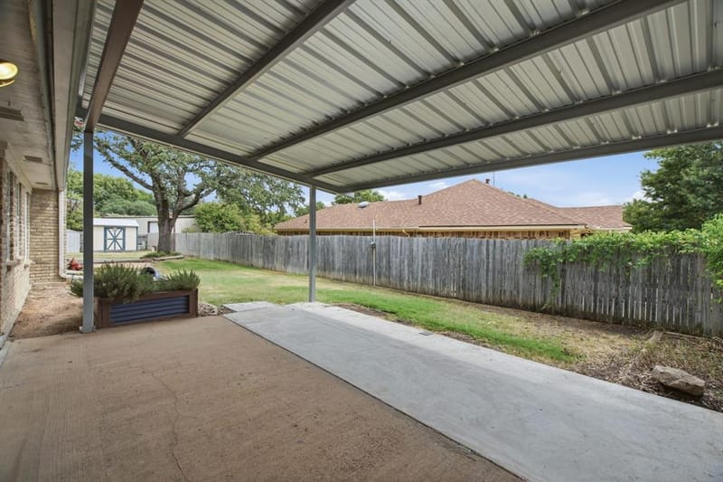 200 Lansford Drive, Benbrook TX 76126 - Photo 31