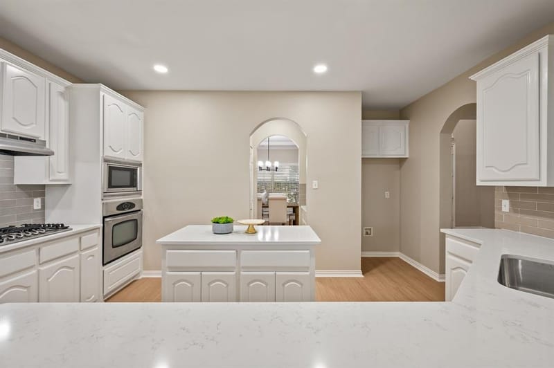 5272 W Cove Way, Grand Prairie TX 75052 - Photo 13
