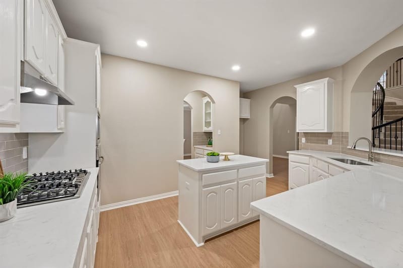 5272 W Cove Way, Grand Prairie TX 75052 - Photo 12
