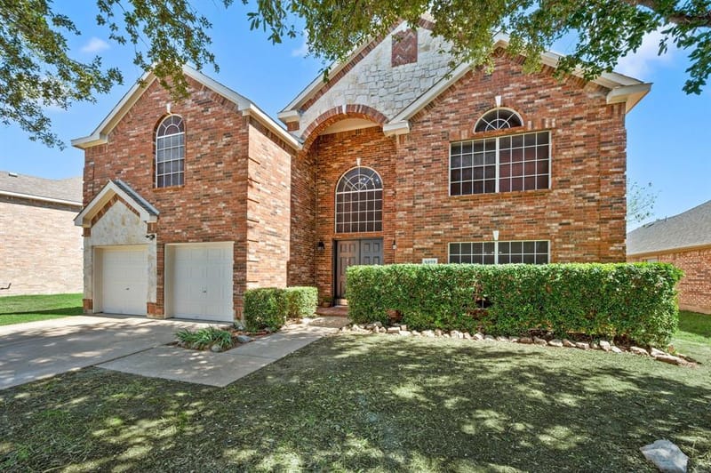 5272 W Cove Way, Grand Prairie TX 75052 - Photo 3