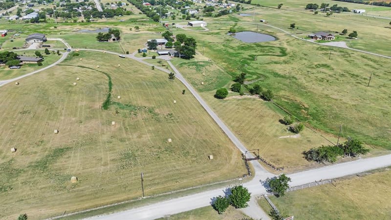 2561 Co 248, Valley View TX 76272 - Photo 23