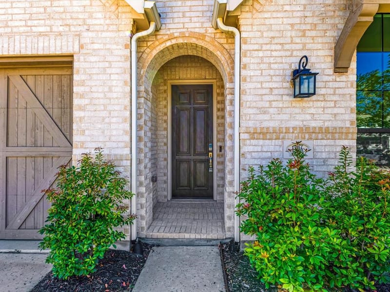 1806 Swayback Lane, Mansfield TX 76063 - Photo 2