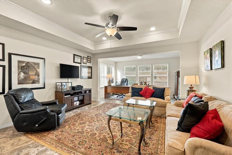 8975 Shore Crest Road, Frisco TX 75036 - Photo 5