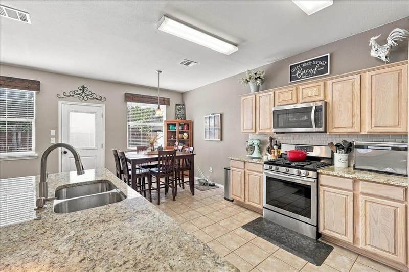 7800 Swan Park Drive, Denton TX 76210 - Photo 7