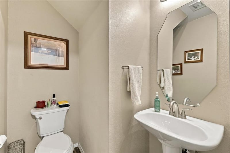 7800 Swan Park Drive, Denton TX 76210 - Photo 14
