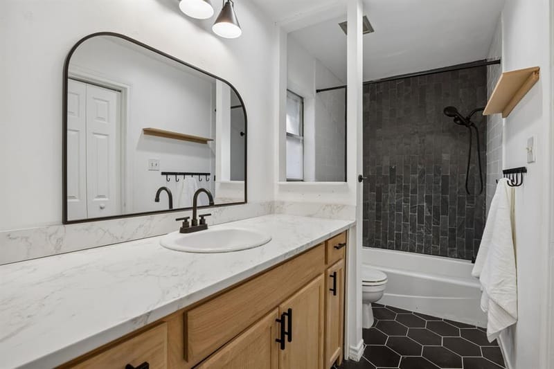 18 Legend Road, Benbrook TX 76132 - Photo 16