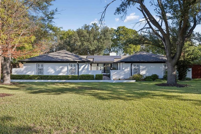 18 Legend Road, Benbrook TX 76132