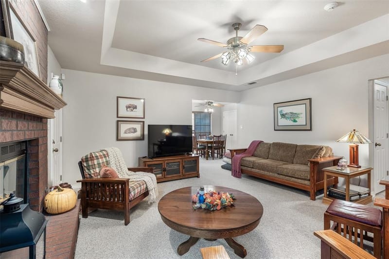 305 Ross Avenue, Denison TX 75020 - Photo 5