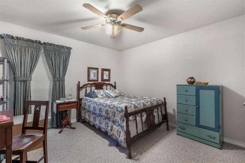 305 Ross Avenue, Denison TX 75020 - Photo 20