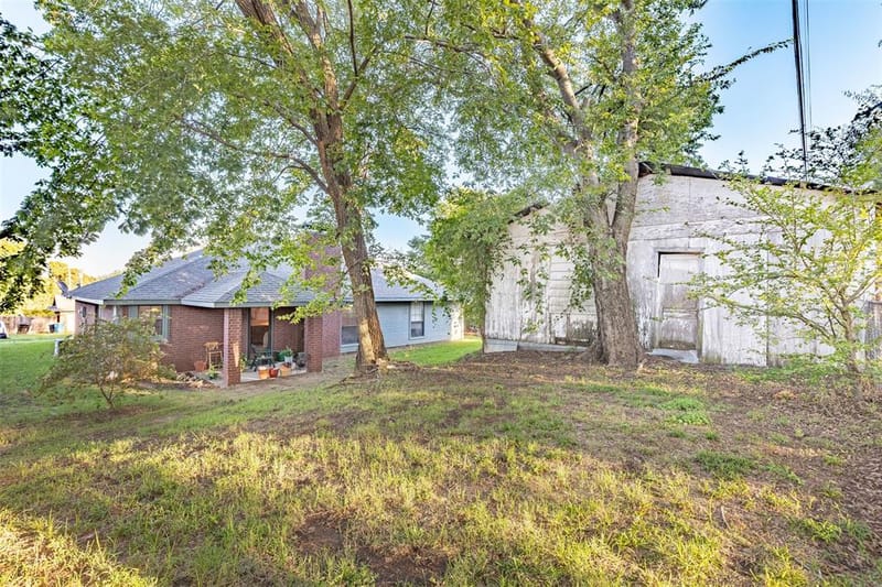 305 Ross Avenue, Denison TX 75020 - Photo 24