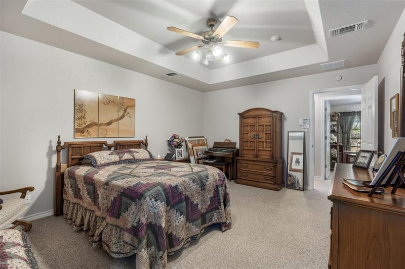 305 Ross Avenue, Denison TX 75020 - Photo 14