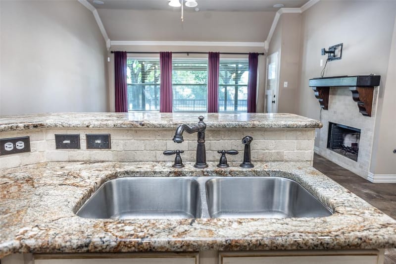 1812 Copper Leaf Drive, Corinth TX 76210 - Photo 15