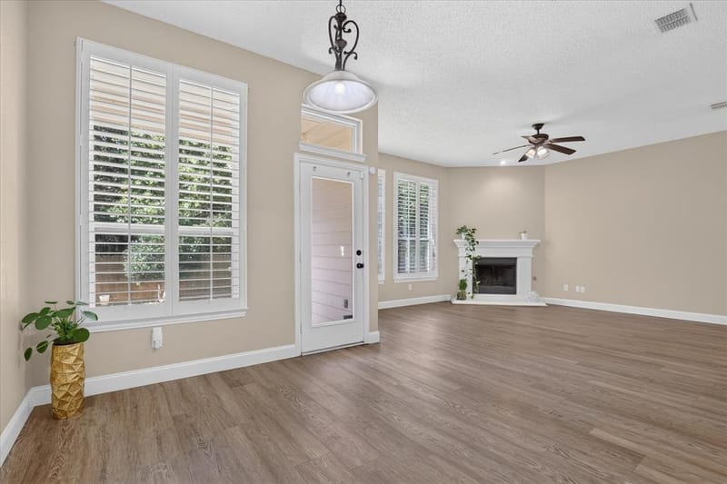 1106 Wedgewood Drive, Mansfield TX 76063 - Photo 6