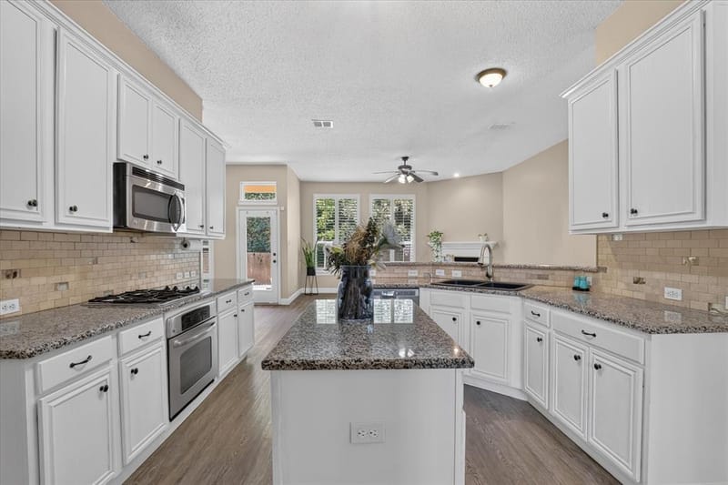 1106 Wedgewood Drive, Mansfield TX 76063 - Photo 13