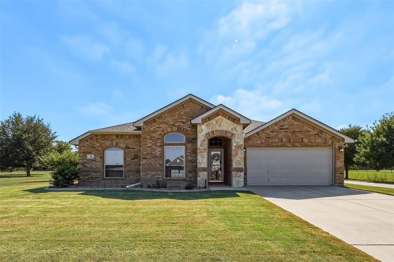 156 Creekwood Ranch Road, Azle TX 76020