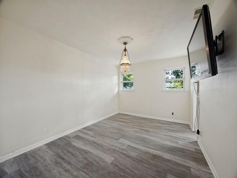 400 Rosedale Drive, Gainesville TX 76240 - Photo 11