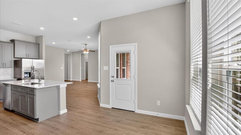 10413 SARASOTA Street, Grand Prairie TX 76065 - Photo 6