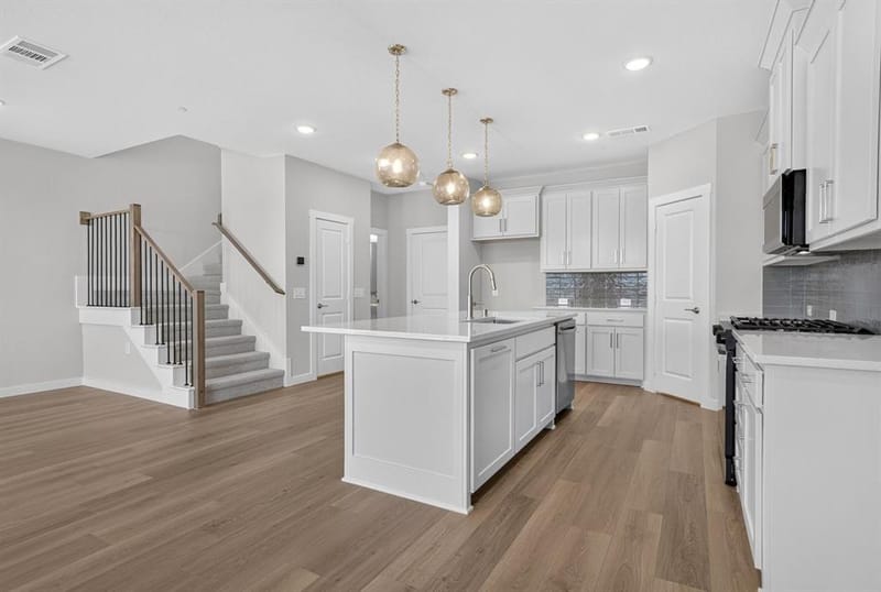 2837 Enfield, The Colony TX 75056 - Photo 4
