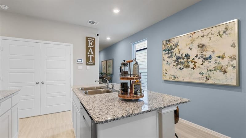 3008 MAPLE ORCHARD Lane, Fort Worth TX 76140 - Photo 4