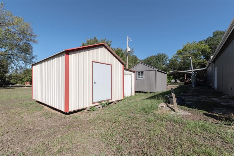 138 S Campbell Street, Alba TX 75410 - Photo 6