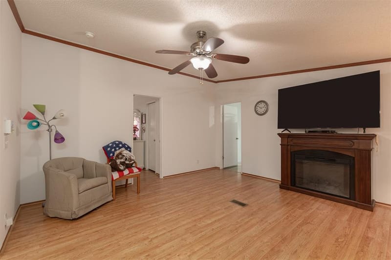 138 S Campbell Street, Alba TX 75410 - Photo 13