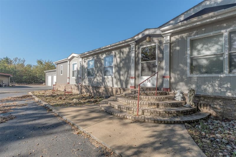 138 S Campbell Street, Alba TX 75410 - Photo 4