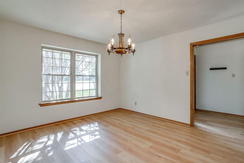 504 Regina Court, Euless TX 76039 - Photo 6