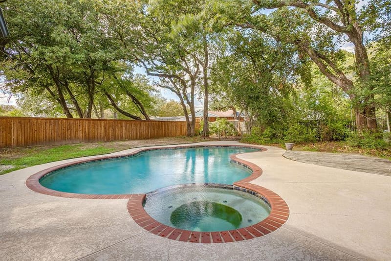504 Regina Court, Euless TX 76039 - Photo 34