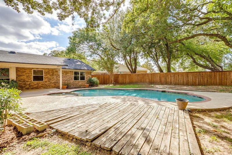 504 Regina Court, Euless TX 76039 - Photo 37