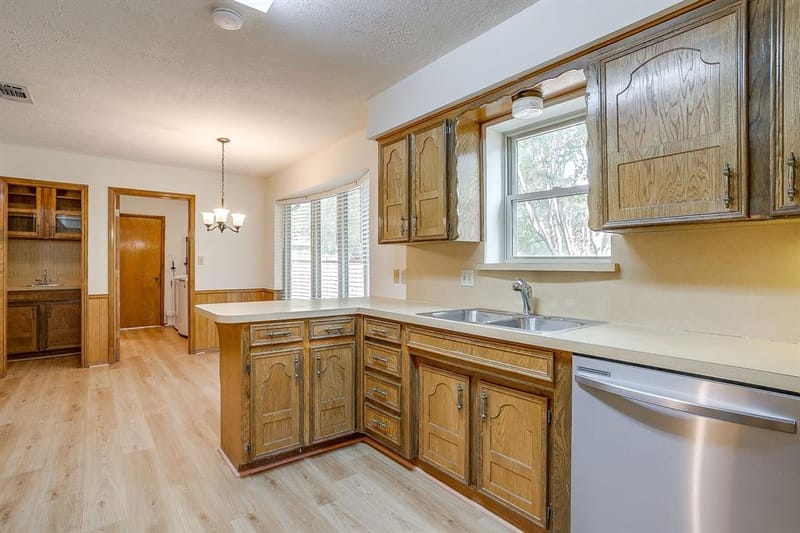 504 Regina Court, Euless TX 76039 - Photo 19