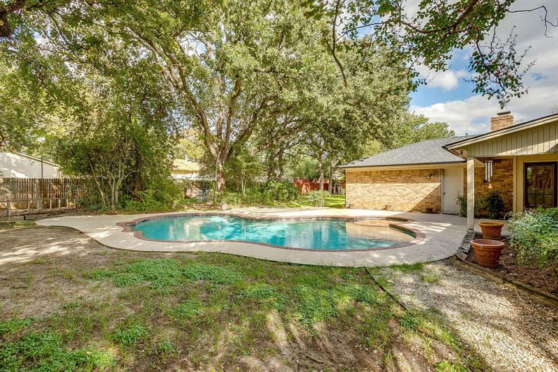 504 Regina Court, Euless TX 76039 - Photo 35