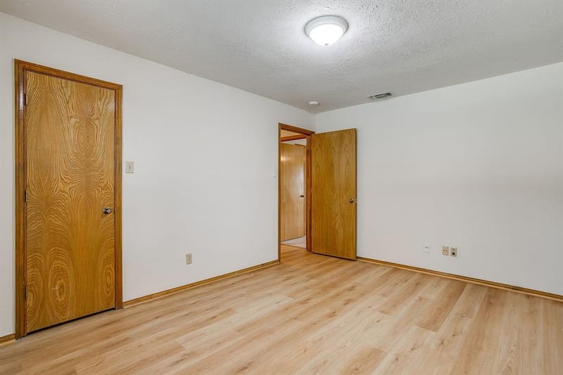504 Regina Court, Euless TX 76039 - Photo 31