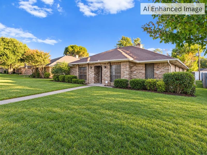 5818 Winding Woods Trail, Dallas TX 75227 - Photo 2