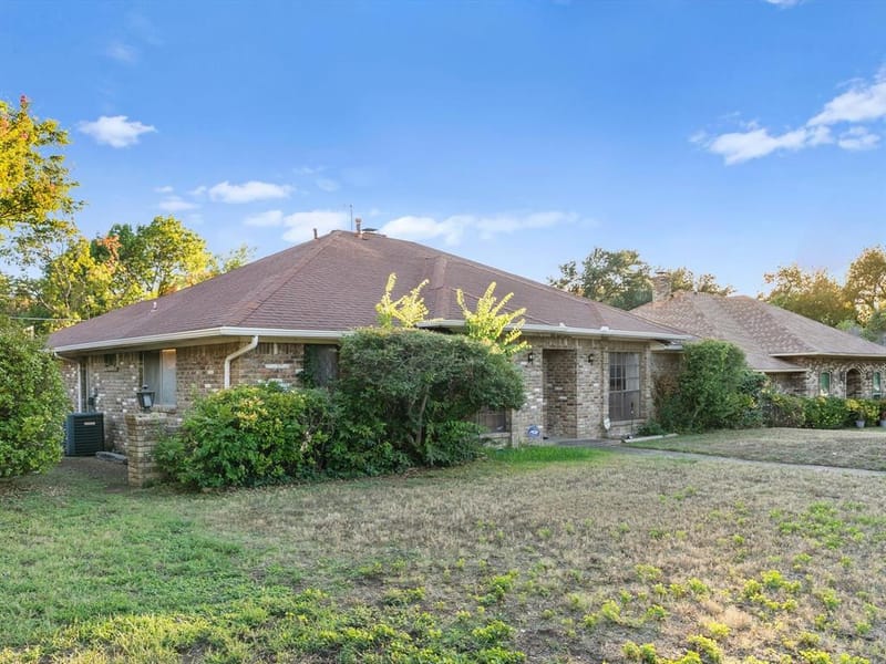 5818 Winding Woods Trail, Dallas TX 75227 - Photo 6