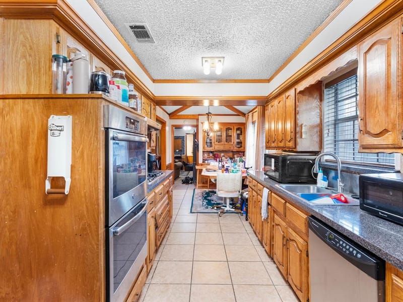 5818 Winding Woods Trail, Dallas TX 75227 - Photo 22