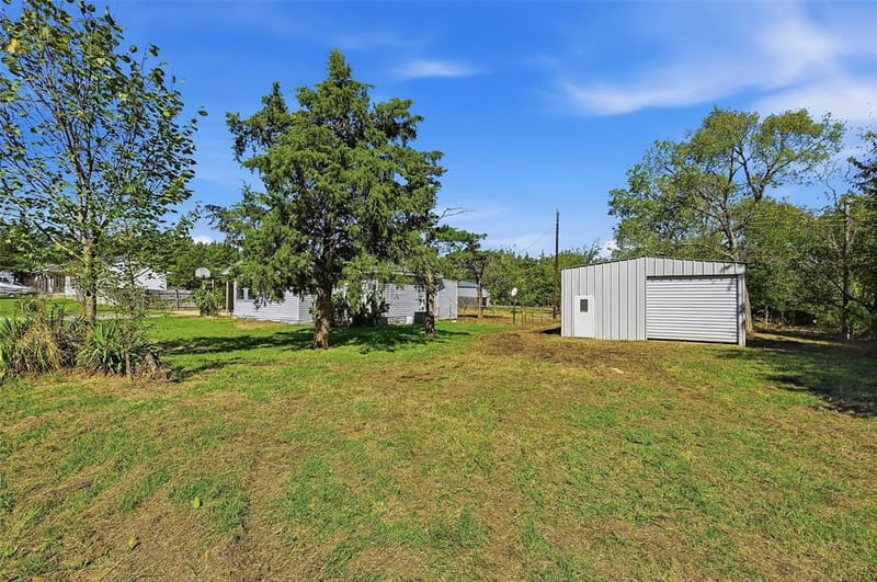 113 Willow Drive, Pottsboro TX 75076 - Photo 5