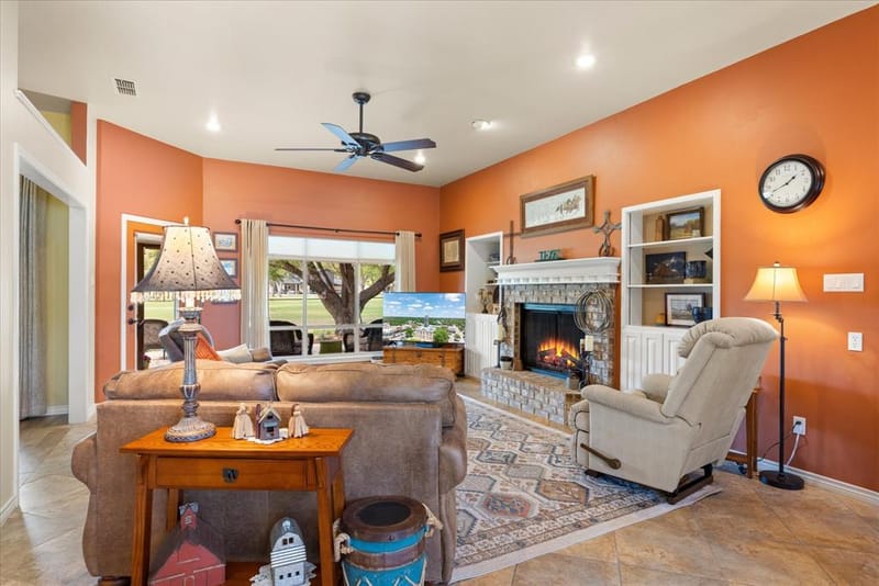 9004 Woodlawn Drive, Granbury TX 76049 - Photo 5