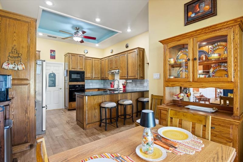 9004 Woodlawn Drive, Granbury TX 76049 - Photo 18