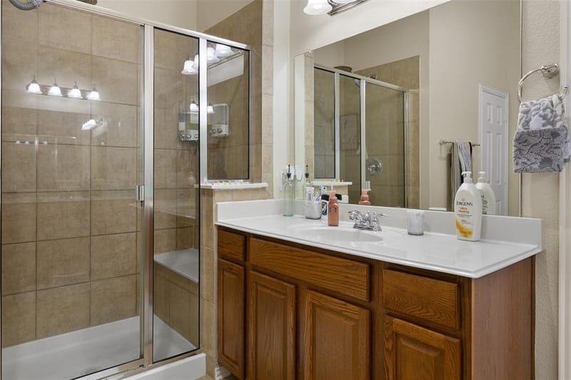 8121 Rock Elm Road, Fort Worth TX 76131 - Photo 18