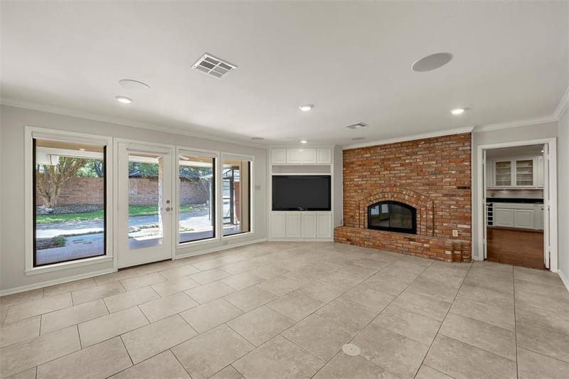 3906 Green Oak Drive, Waco TX 76710 - Photo 7