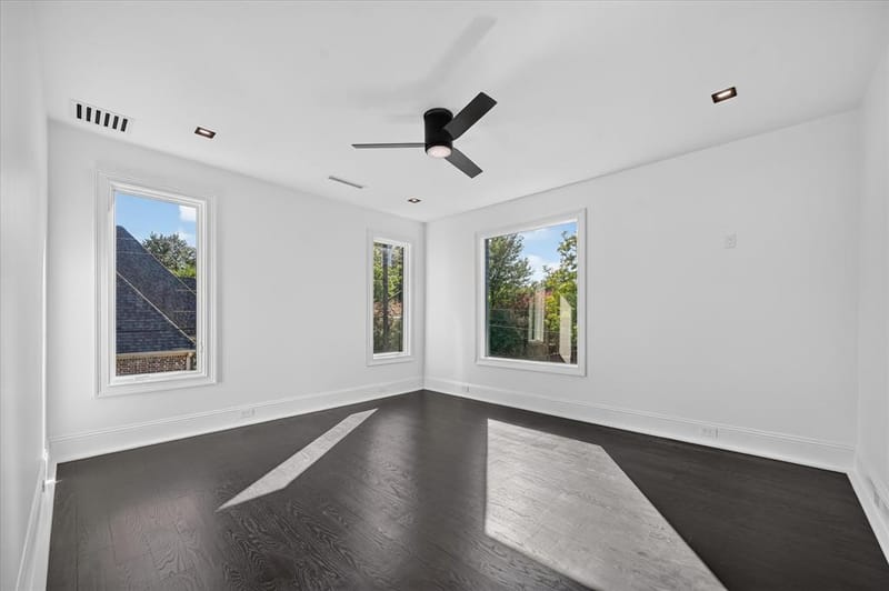6404 Lakehurst Avenue, Dallas TX 75230 - Photo 27