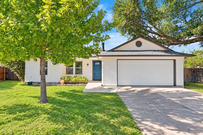 6709 Johnnie Court, Watauga TX 76148