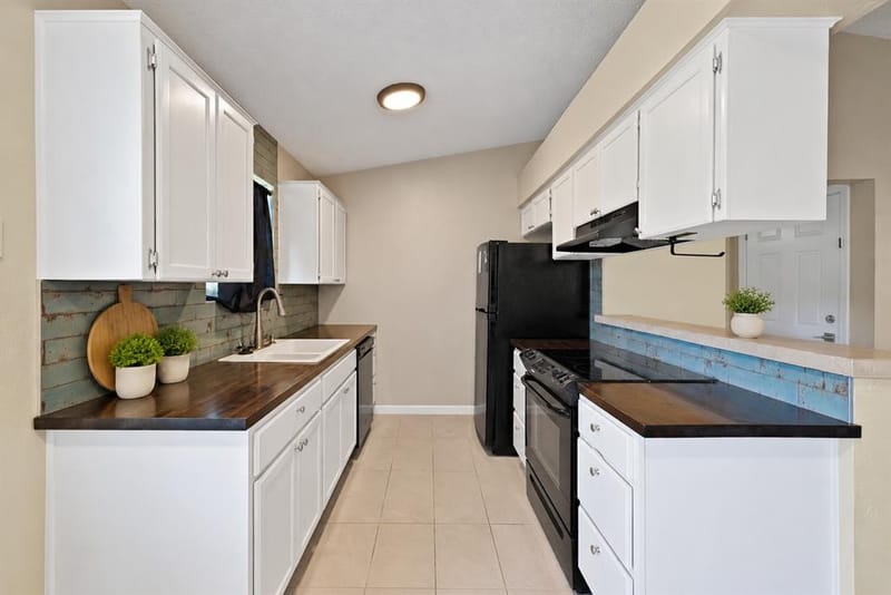 6709 Johnnie Court, Watauga TX 76148 - Photo 10