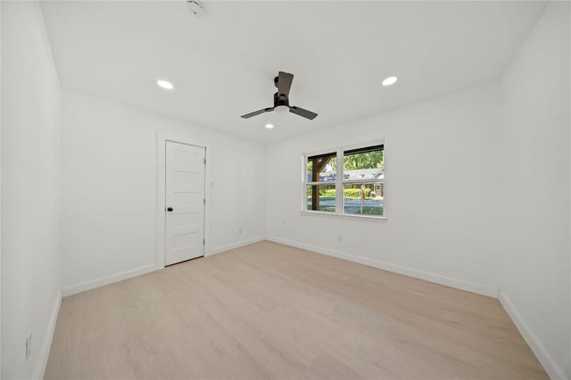 110 Hackberry Street, Lancaster TX 75146 - Photo 18
