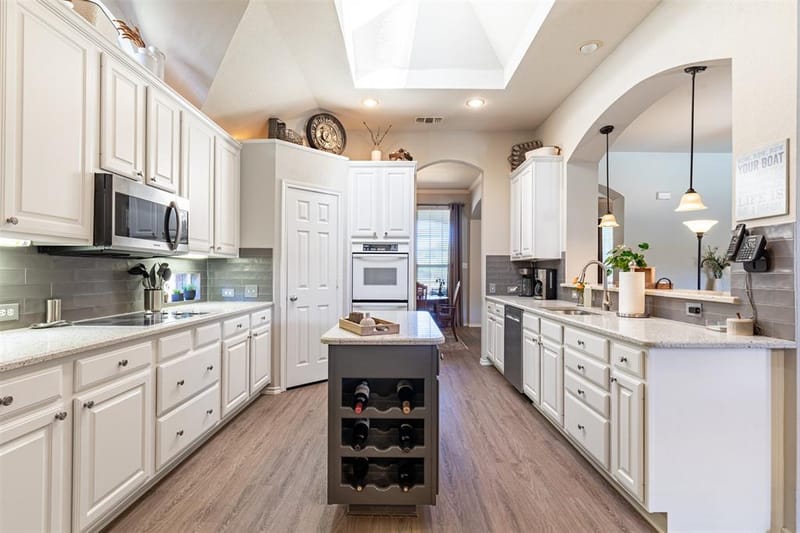 9429 Fairmont Drive, Frisco TX 75035 - Photo 6