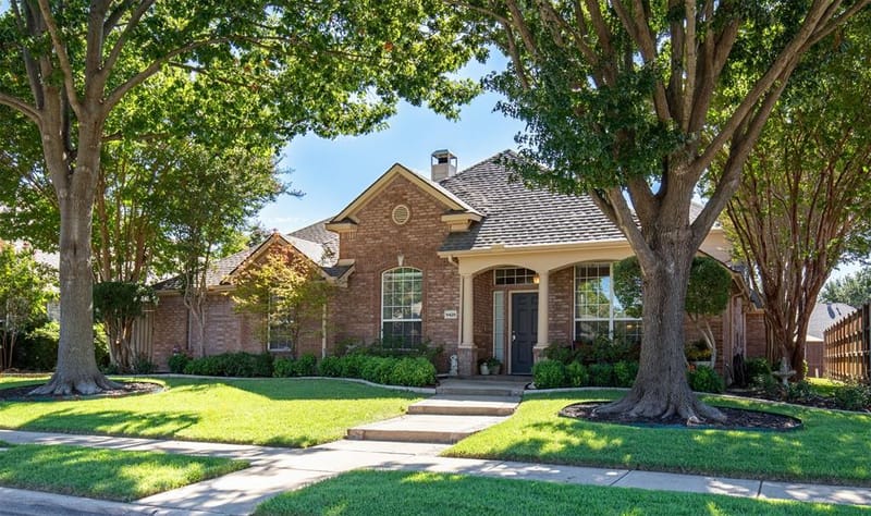 9429 Fairmont Drive, Frisco TX 75035 - Photo 3