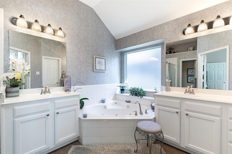 9429 Fairmont Drive, Frisco TX 75035 - Photo 19